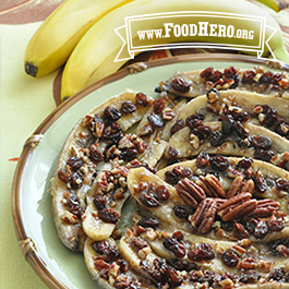 Baked Bananas with Pecans