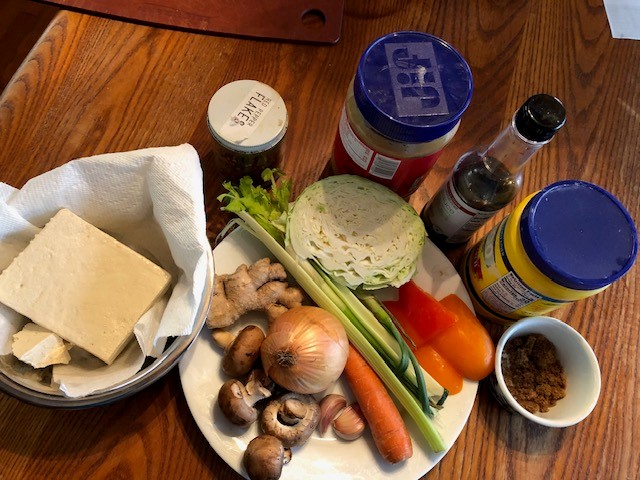 ingredients for stir fry noodles with peanut sauce